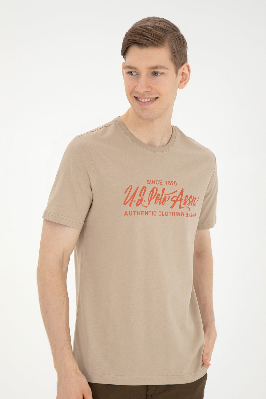 Men Beige T-Shirt_G081GL0110 1827185_VR183_02