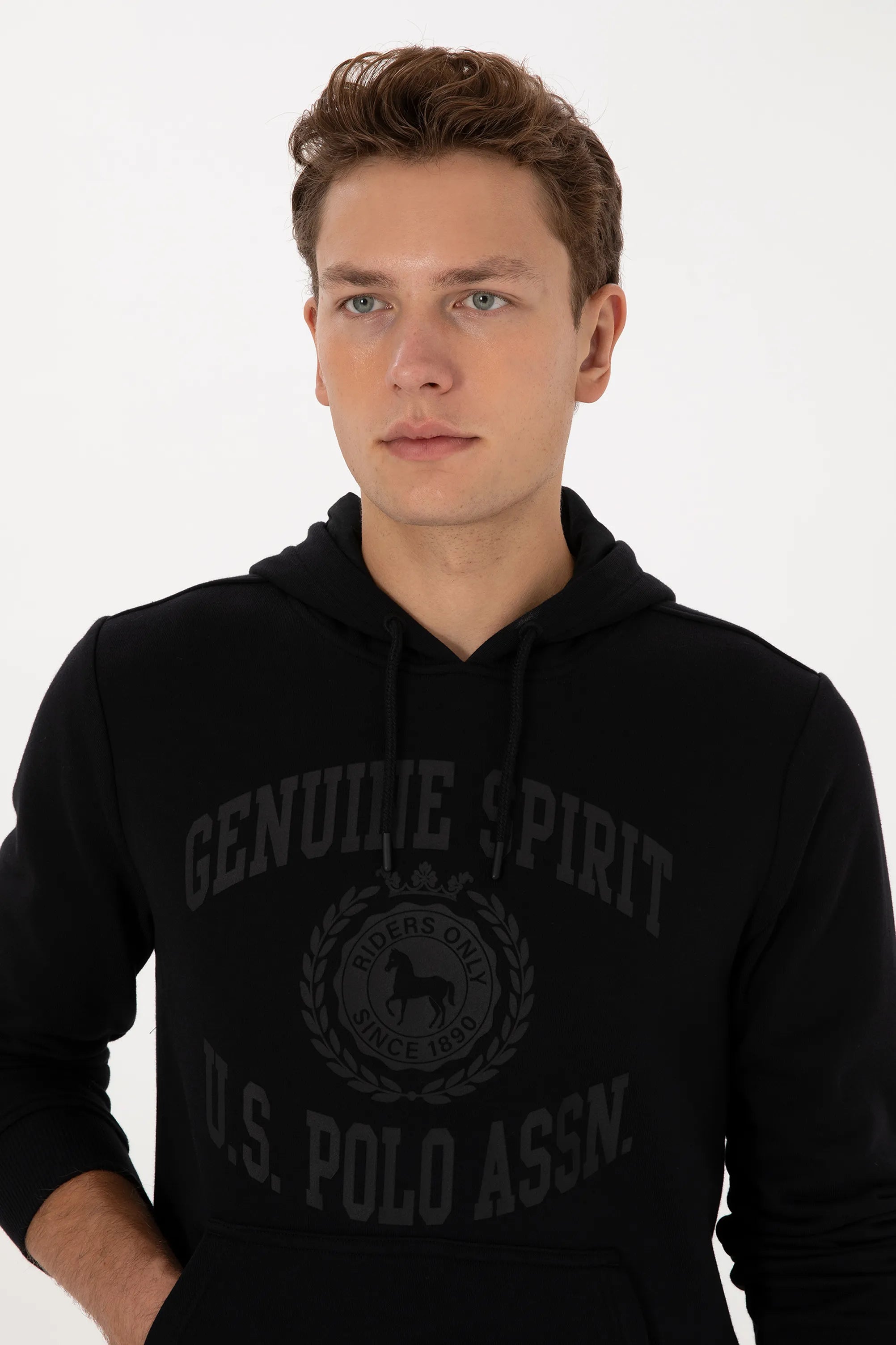 U.S. Polo Assn._Black_Black Hoodie With Logo_G081GL0820 2232270_VR046_02