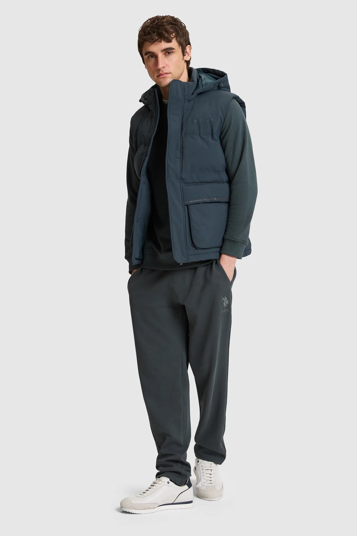 U.S. Polo Assn. Fog Men Fog Hooded Softshell Vest Jacket SKU: G081SZ0100 PU-14699_VR076 Image 04