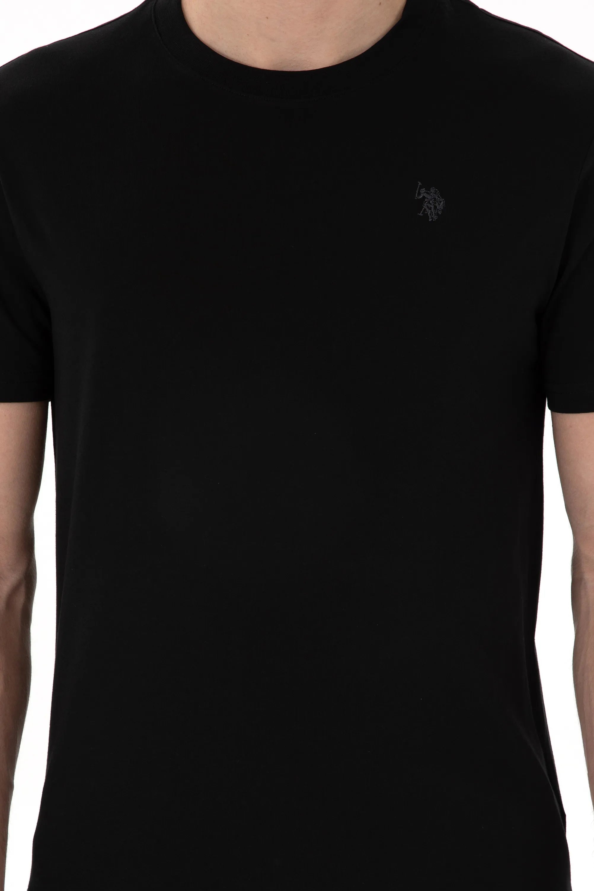 U.S. Polo Assn. Black Men Black T-Shirt SKU: G081SZ0110 2084276_VR046 Image 06