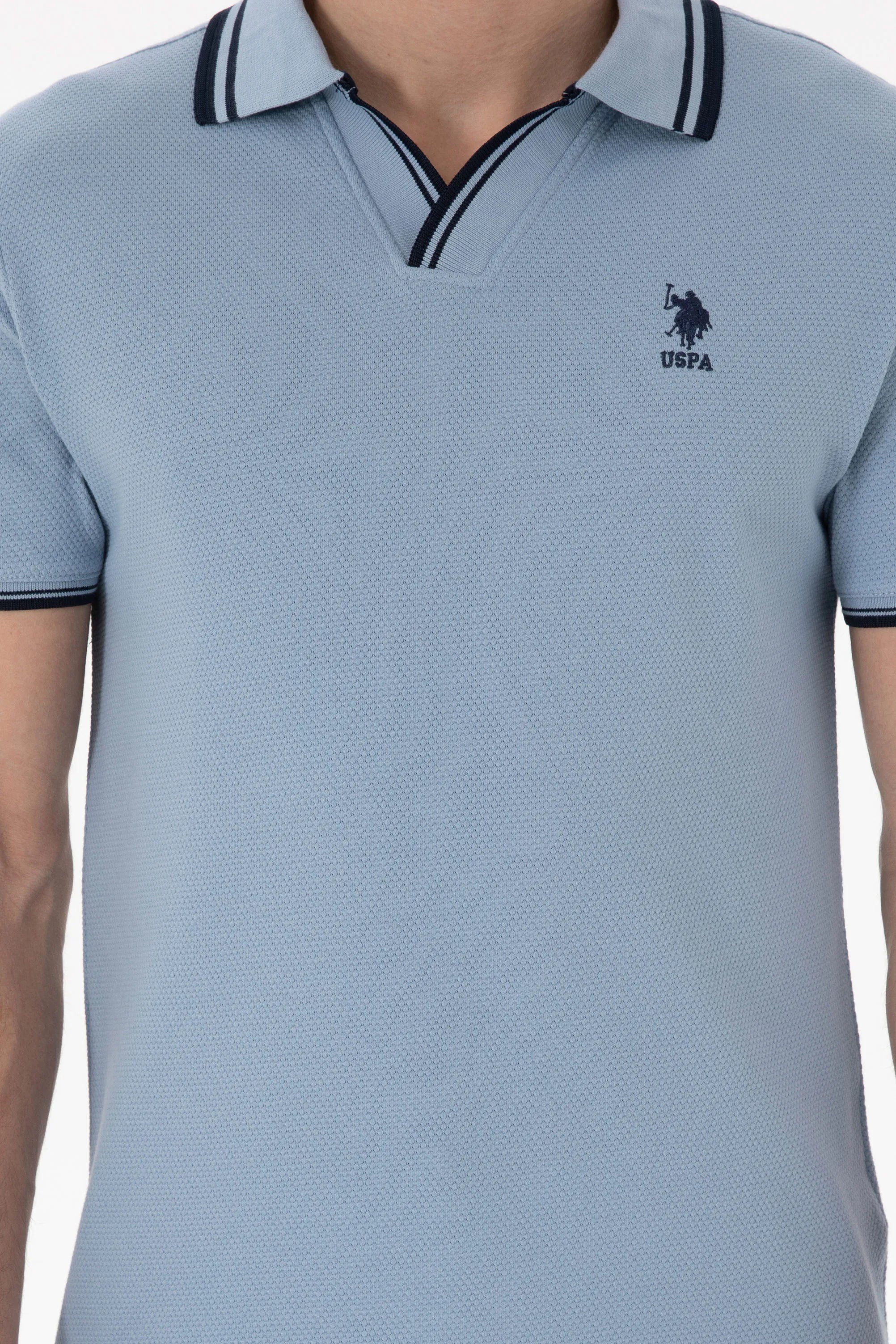 U.S. Polo Assn. Blue Men Blue Polo Shirt SKU: G081SZ0110 2085130_VR036 Image 06