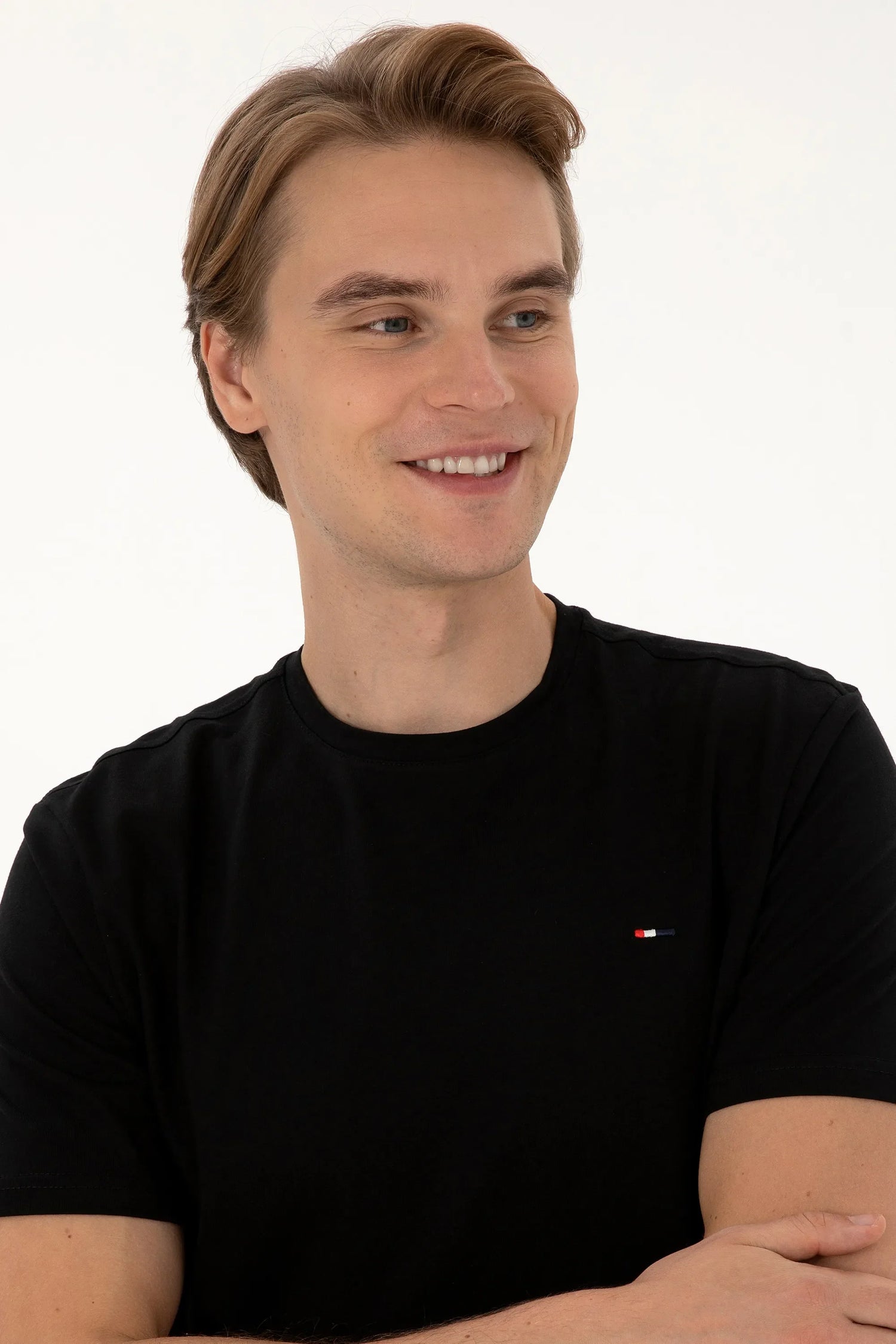 U.S. Polo Assn._Black_Black T-Shirt_G081SZ0110 2225584_VR046_02