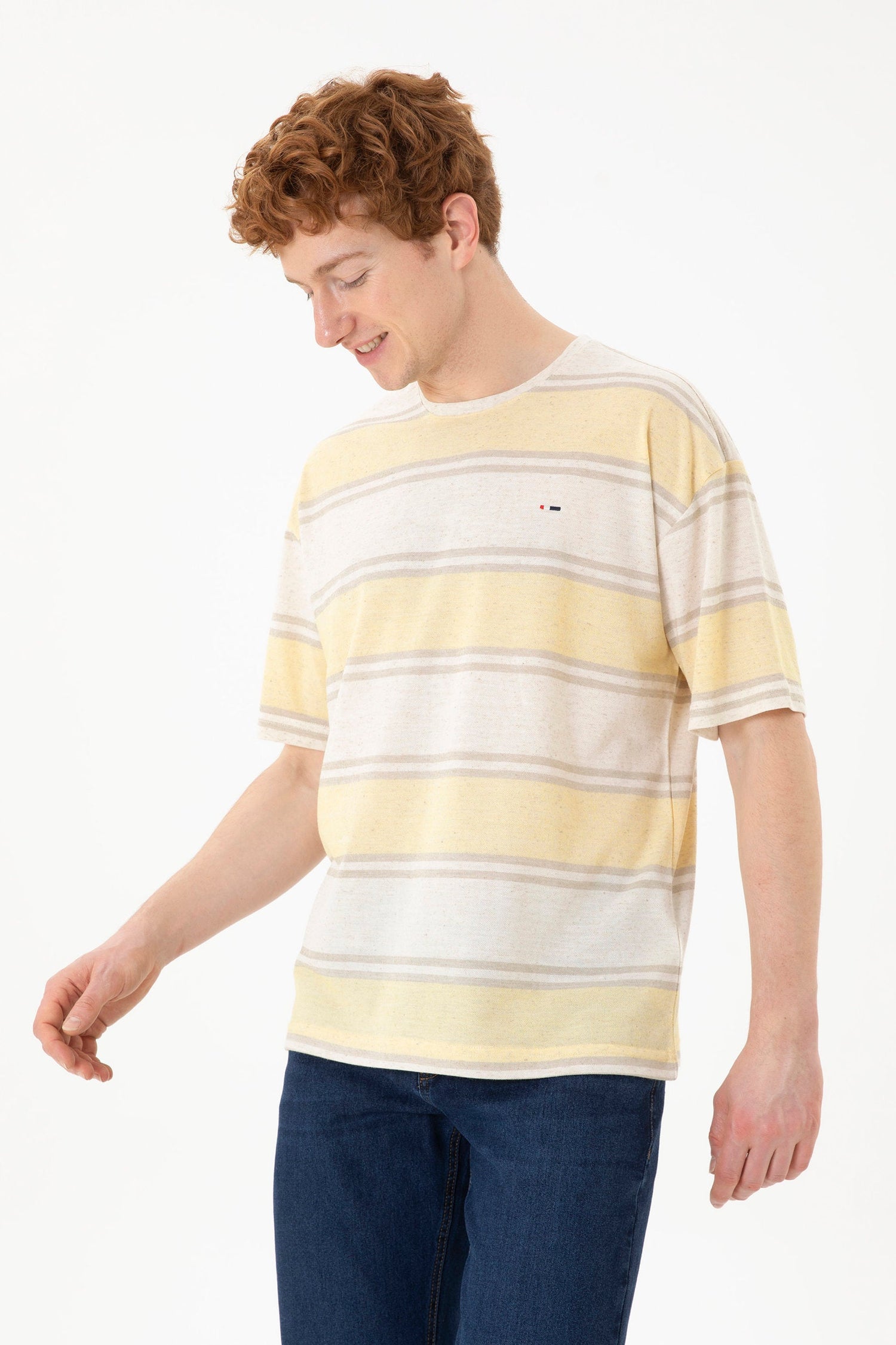 Round Neck T-Shirt With Logo_G081SZ0110 1827784_VR043_03