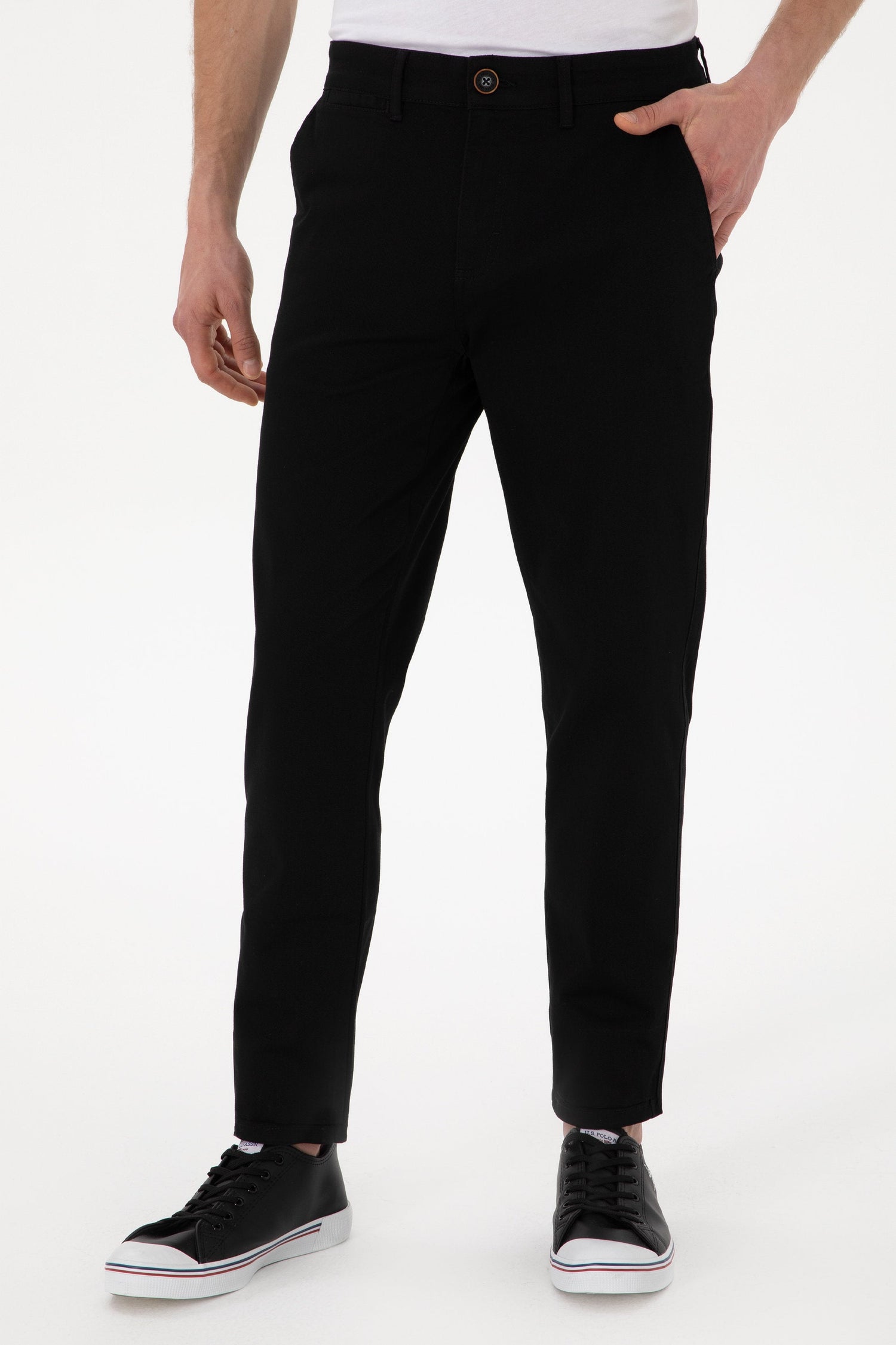 U.S. Polo Assn._Black Chino Trouser_G081SZ0780 2106184_VR046_02