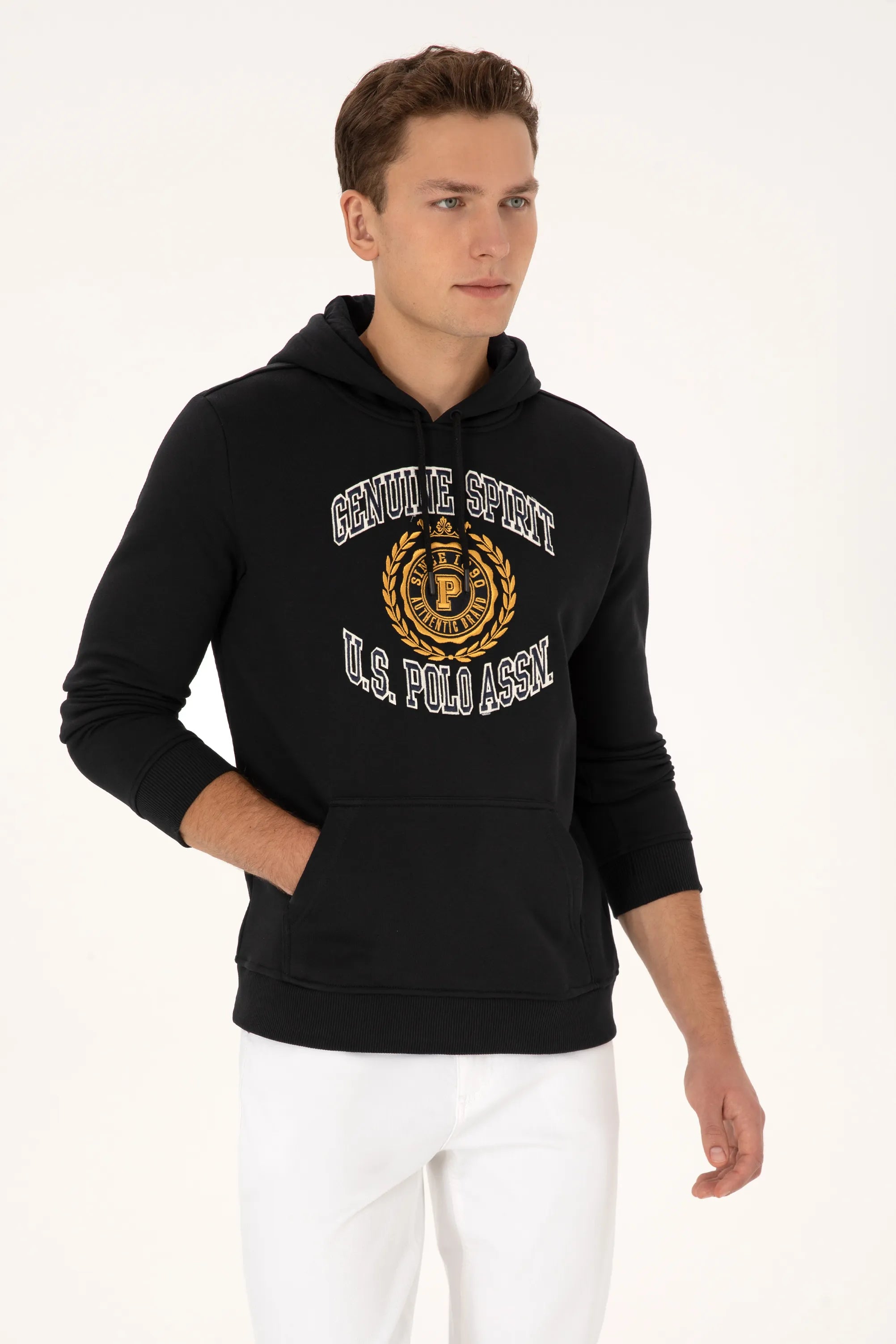 U.S. Polo Assn._Black_Black Hoodie With Logo_G081SZ0820 2239830_VR046_03