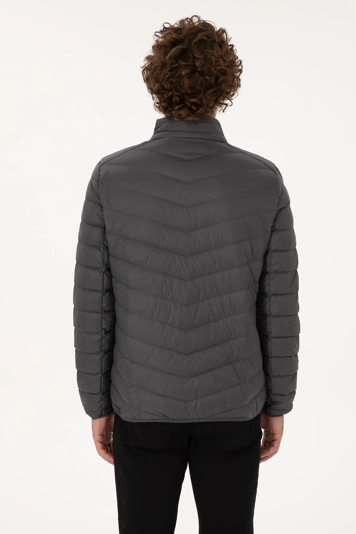 U.S. Polo Assn. Grey Men Grey Chevron Quilted Lightweight Puffer Jacket SKU: G081SZ0MS0 2246446_VR024 Image 05