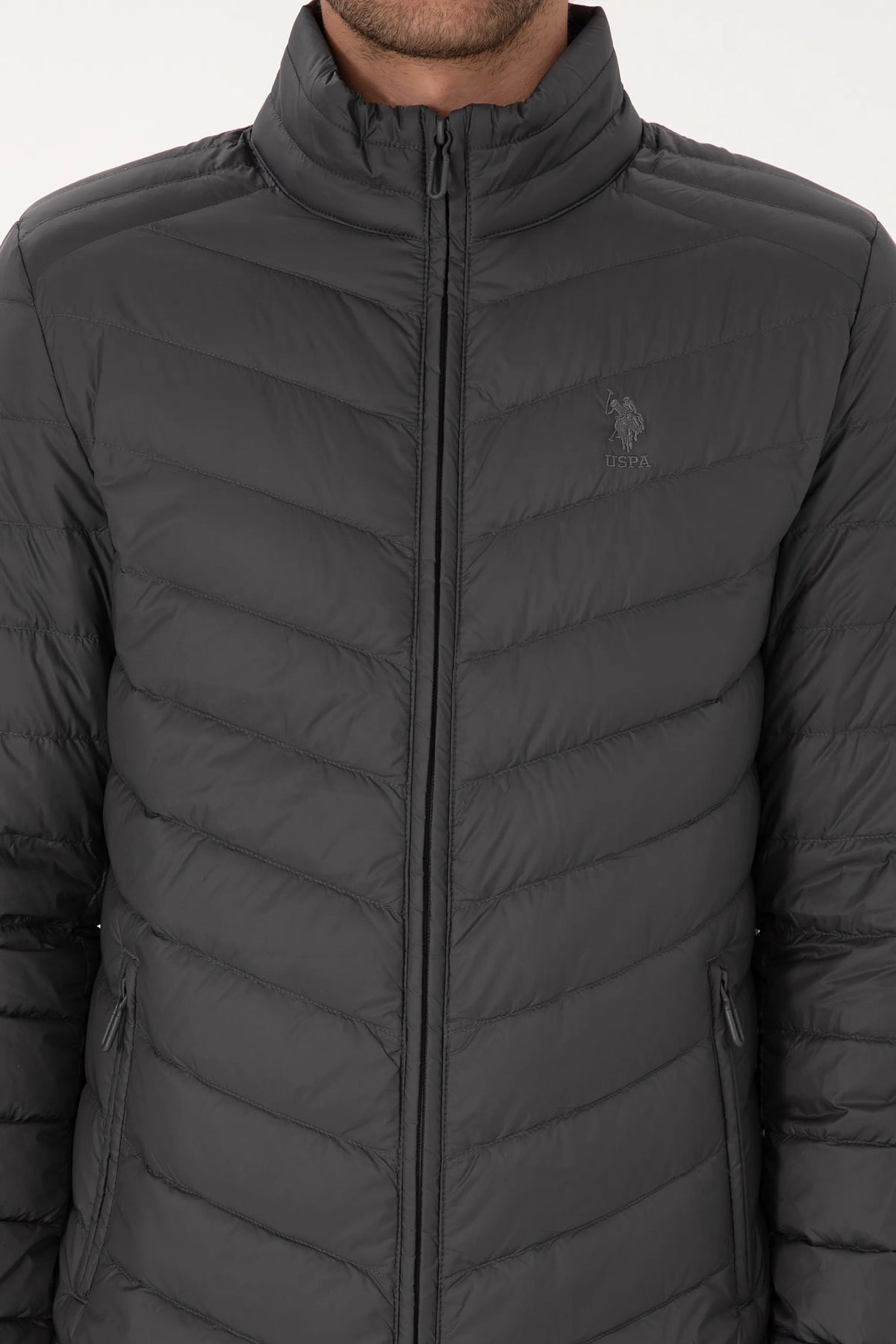 U.S. Polo Assn. Grey Men Grey Chevron Quilted Lightweight Puffer Jacket SKU: G081SZ0MS0 2246446_VR024 Image 06