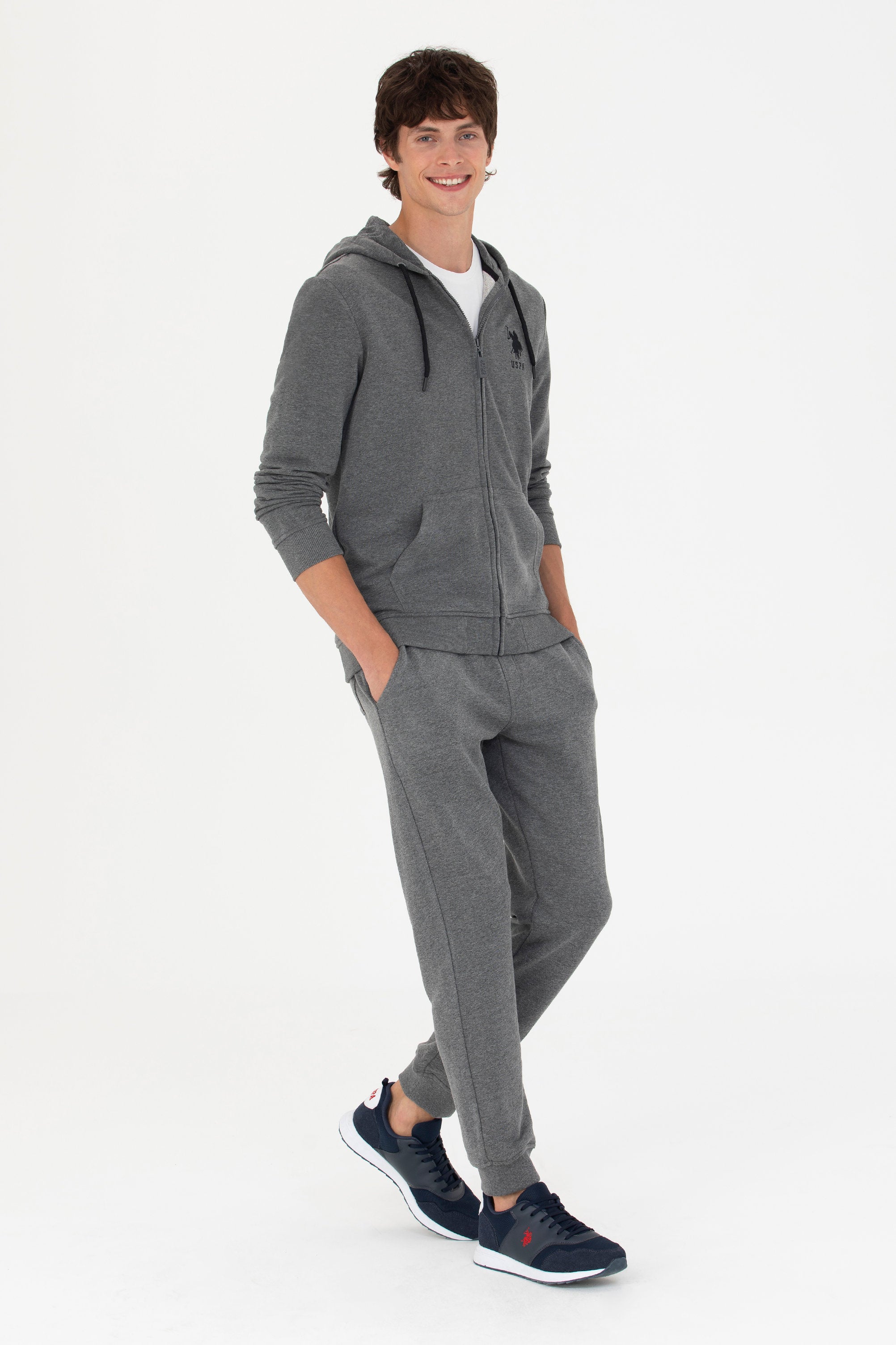 Grey Sweatpants With Logo_G081SZ0OP0 1639139_VR081_05