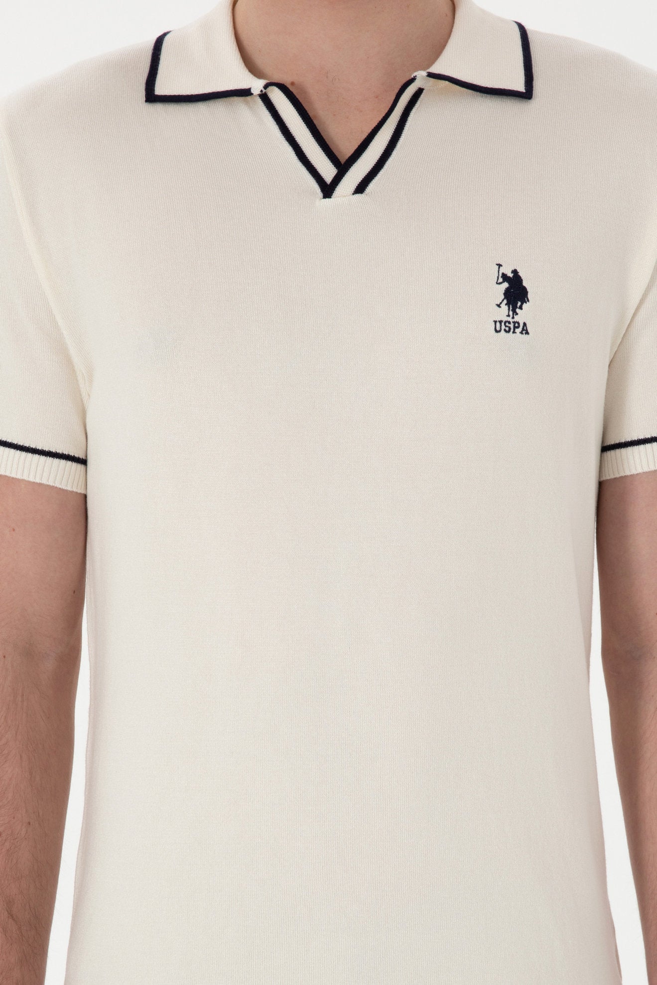 U.S. Polo Assn._Cream Polo Shirt_G081SZ0TK0 2100068_VR071_06