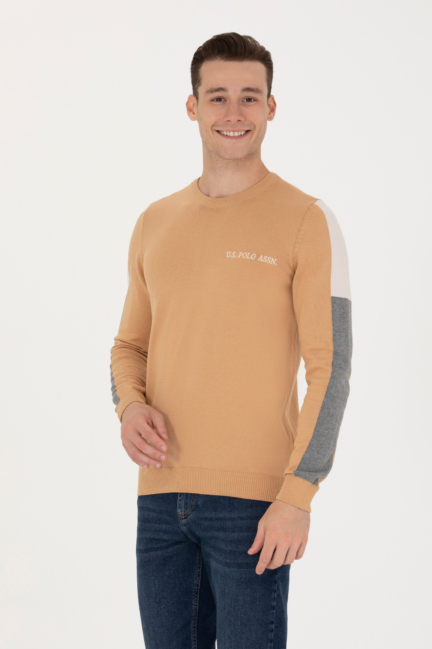 Multi-Color Pullover_G081SZ0TK0 1670219_VR085_05