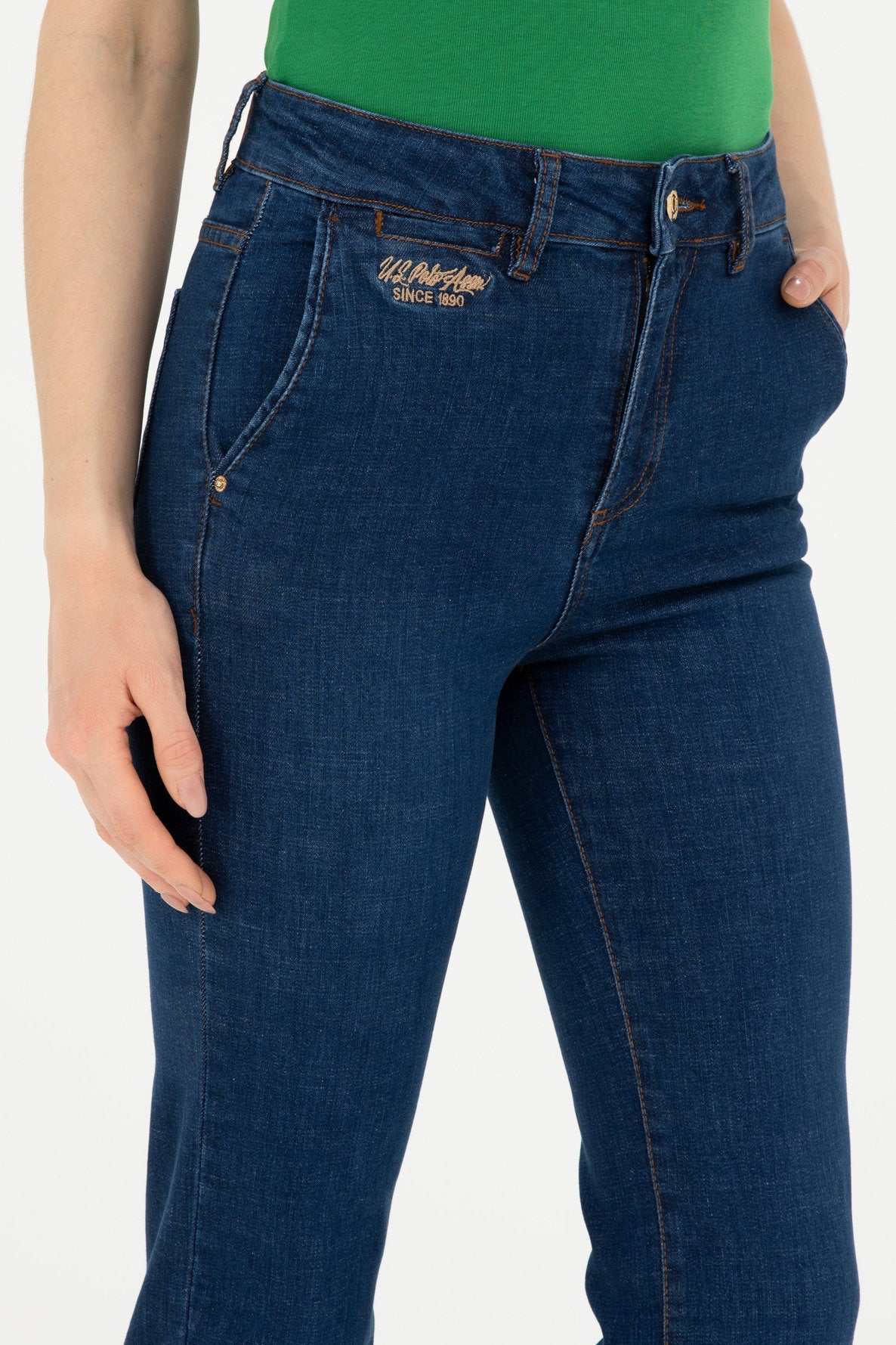 Dark Wash Flared Jeans_G082SZ0800 1816955_DN0022_05