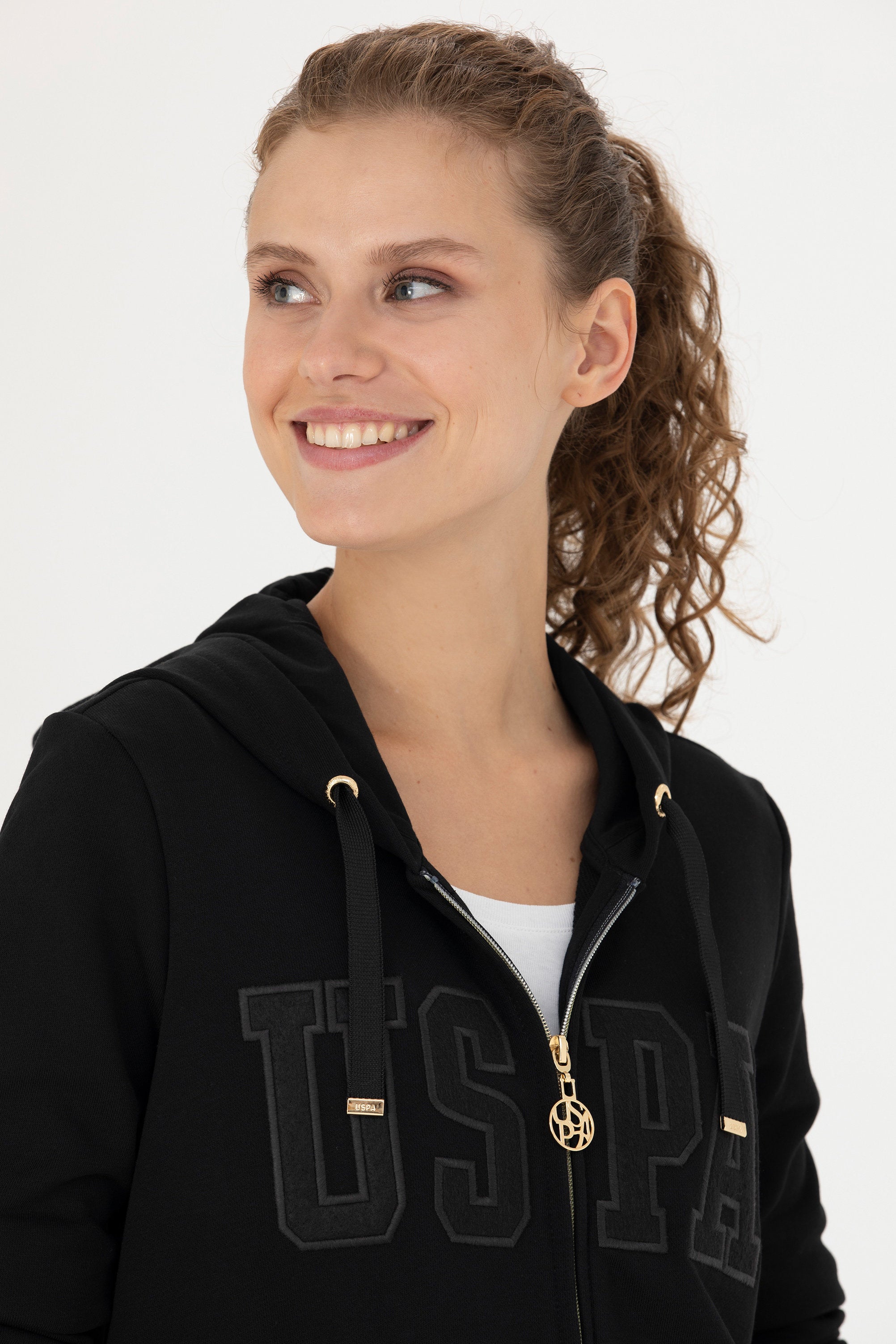 Black Long Zip-Up Hoodie With Logo_G082SZ0820 1675645_VR046_06