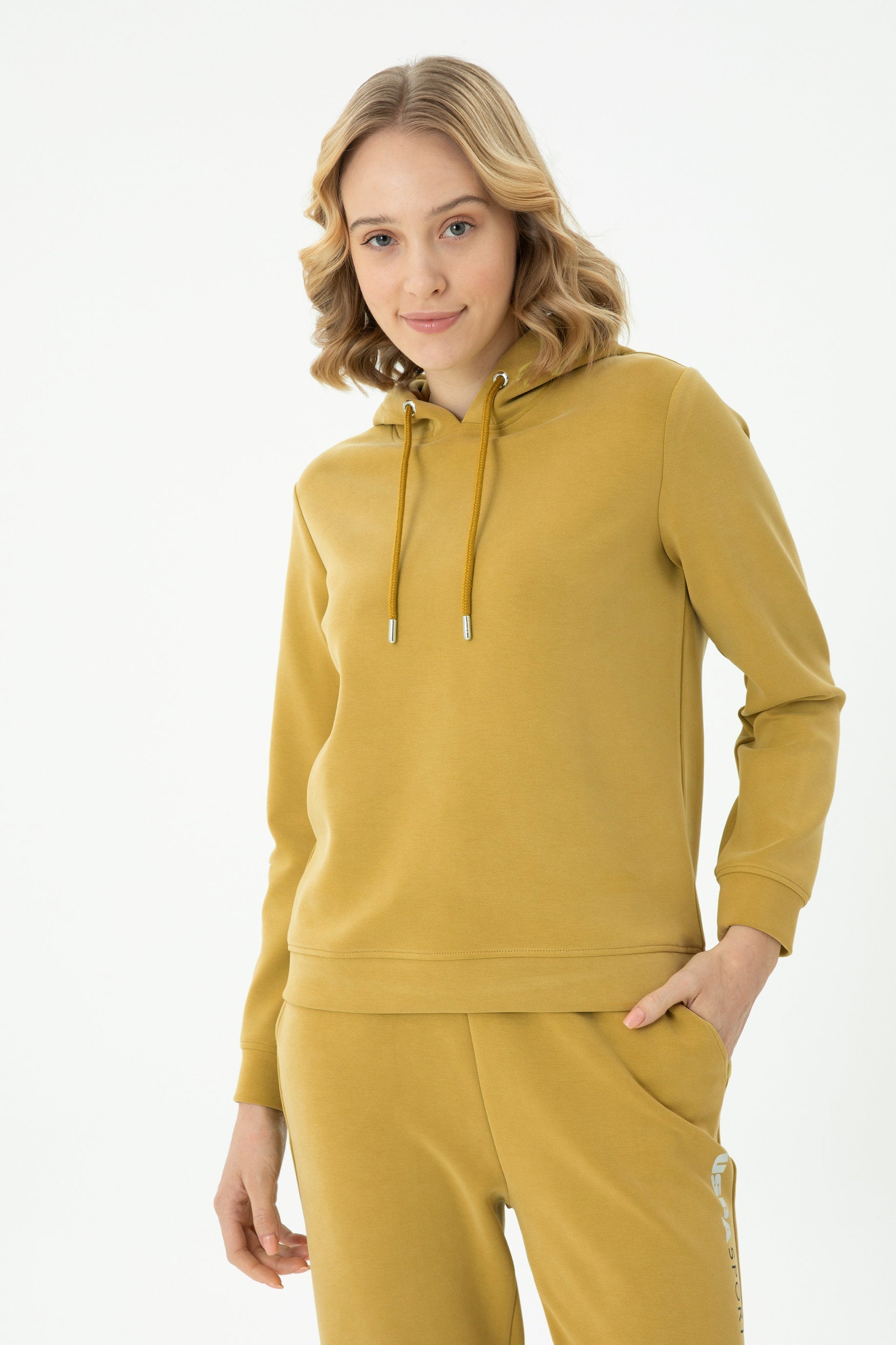 Yellow Sweatshirt_G082SZ0820 1709103_VR087_04