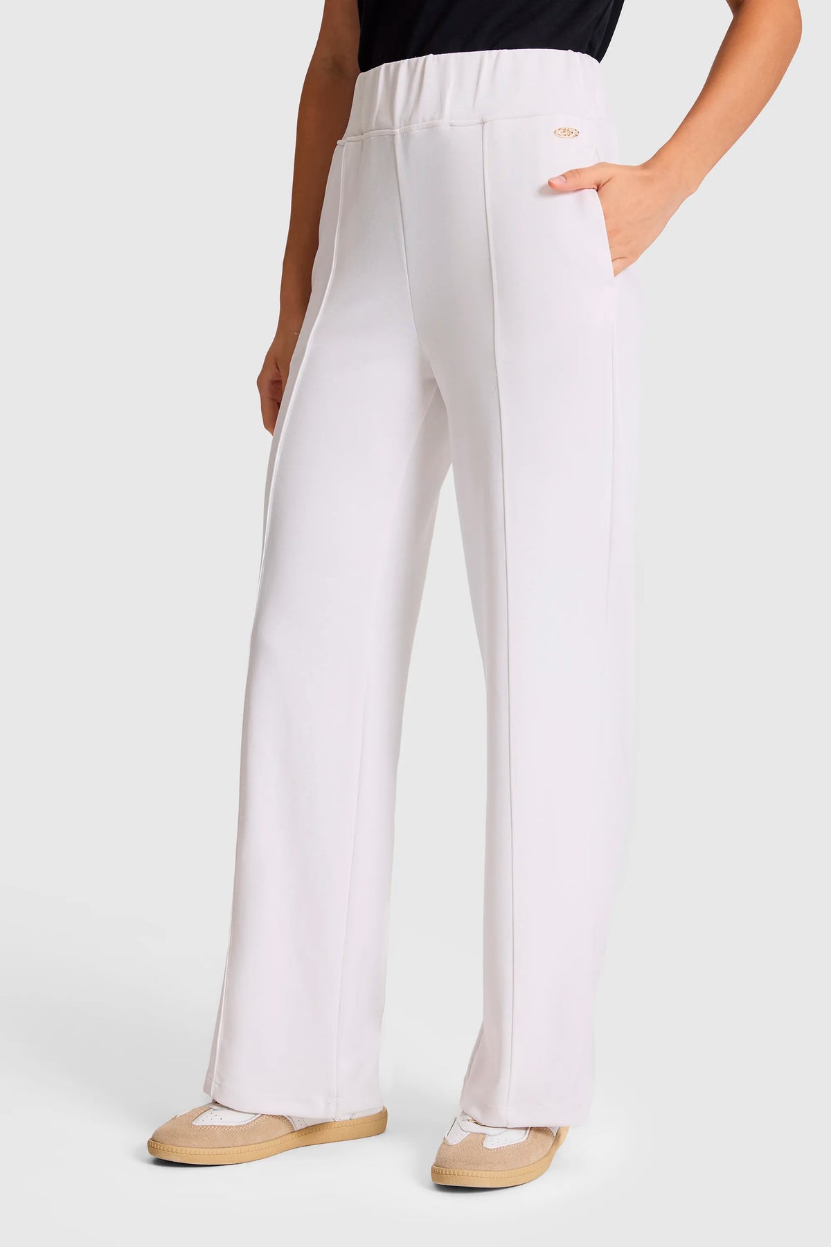 U.S. Polo Assn. White Women White Knitted Straight Leg Slip on Trousers SKU: G082SZ0OP0 PU-12077_VR013 Image 04