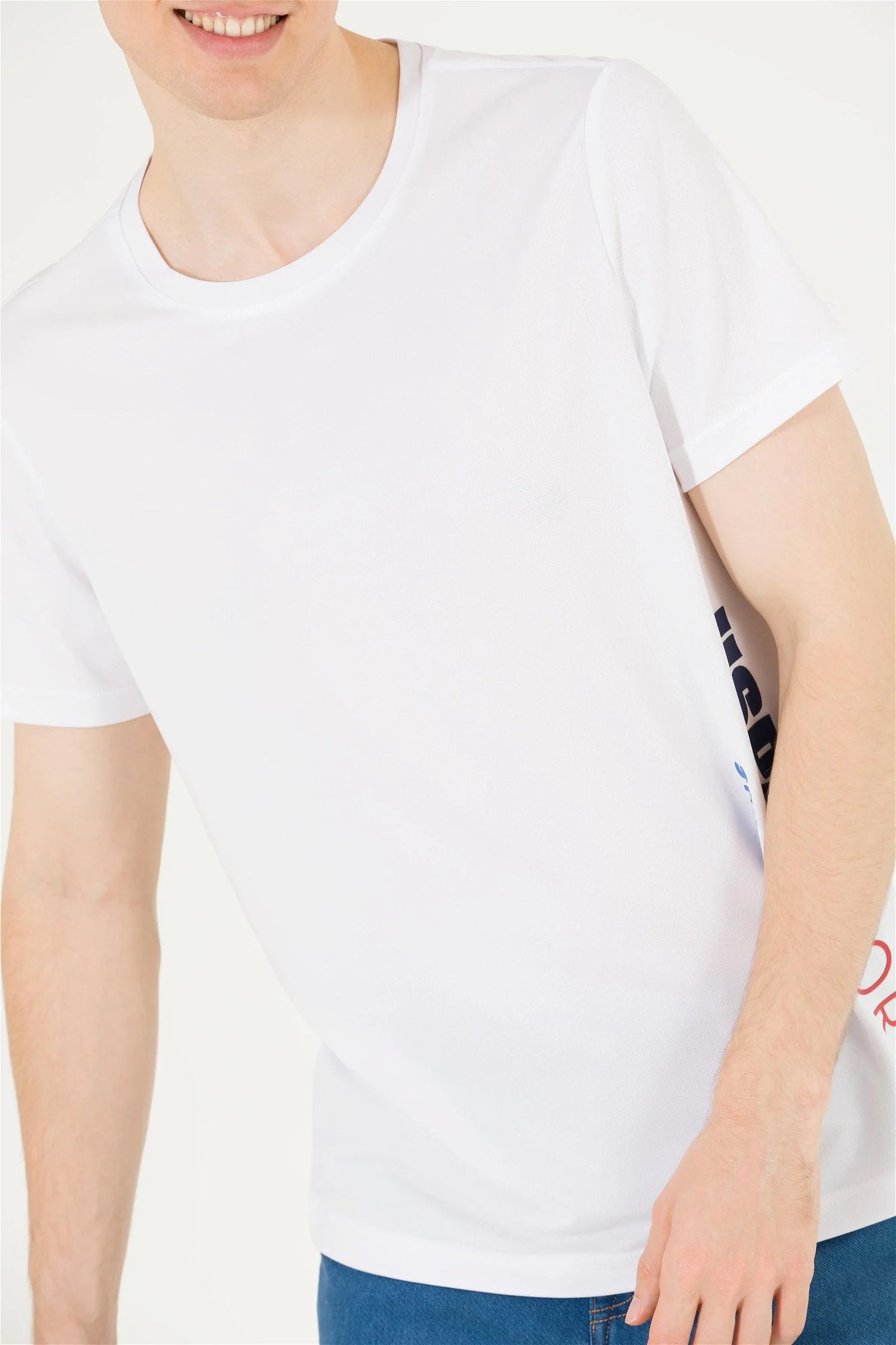White Short Sleeve Round Neck T-Shirt - BEVAVA