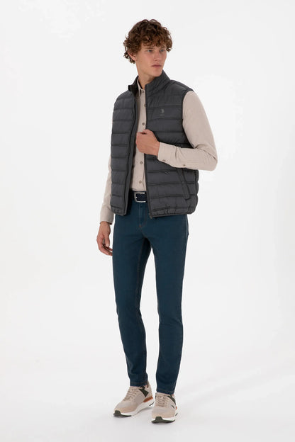 U.S. Polo Assn._Grey_Grey Puffer Vest_G081GL0100 2246396_VR024_04