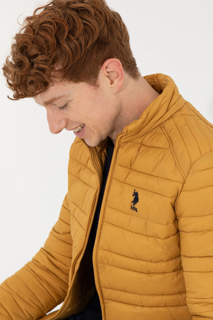 Yellow Jacket U.S. Polo Assn.