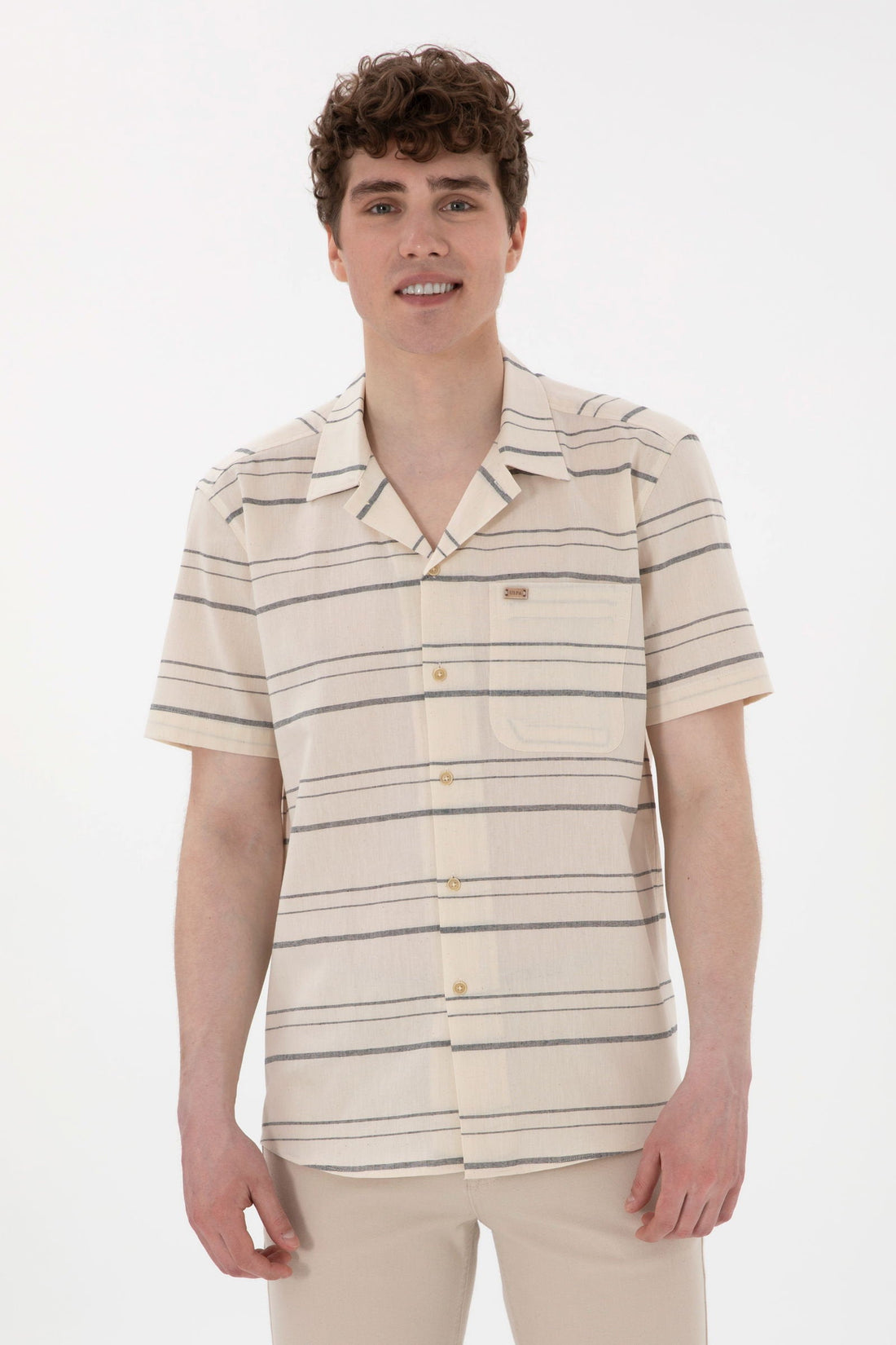 U.S. Polo Assn._Cream Shirt_G081SZ0040 2105058_VR071_01