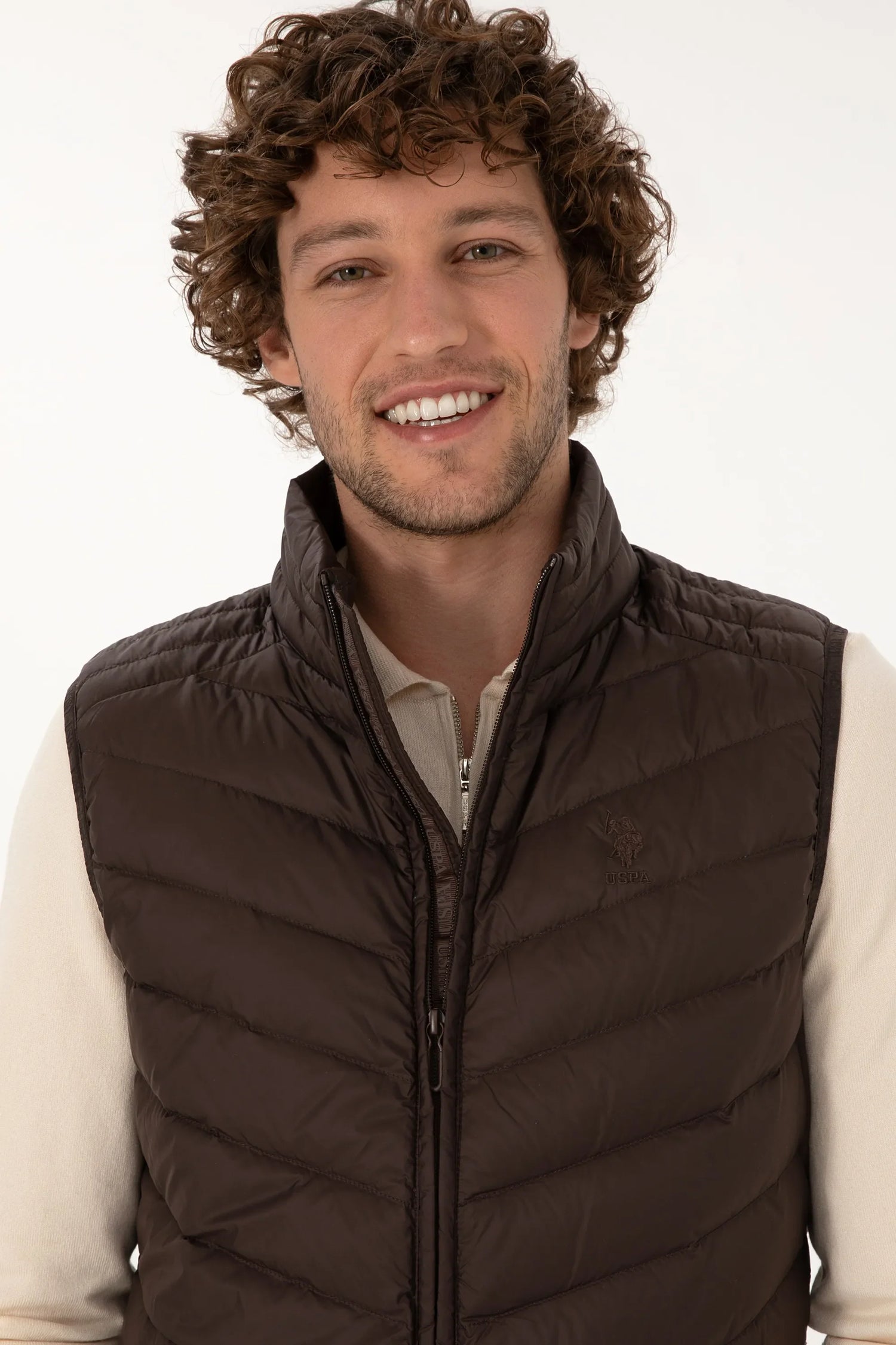 U.S. Polo Assn._Dark Brown_Dark Brown Puffer Vest_G081SZ0100 2246365_VR084_02