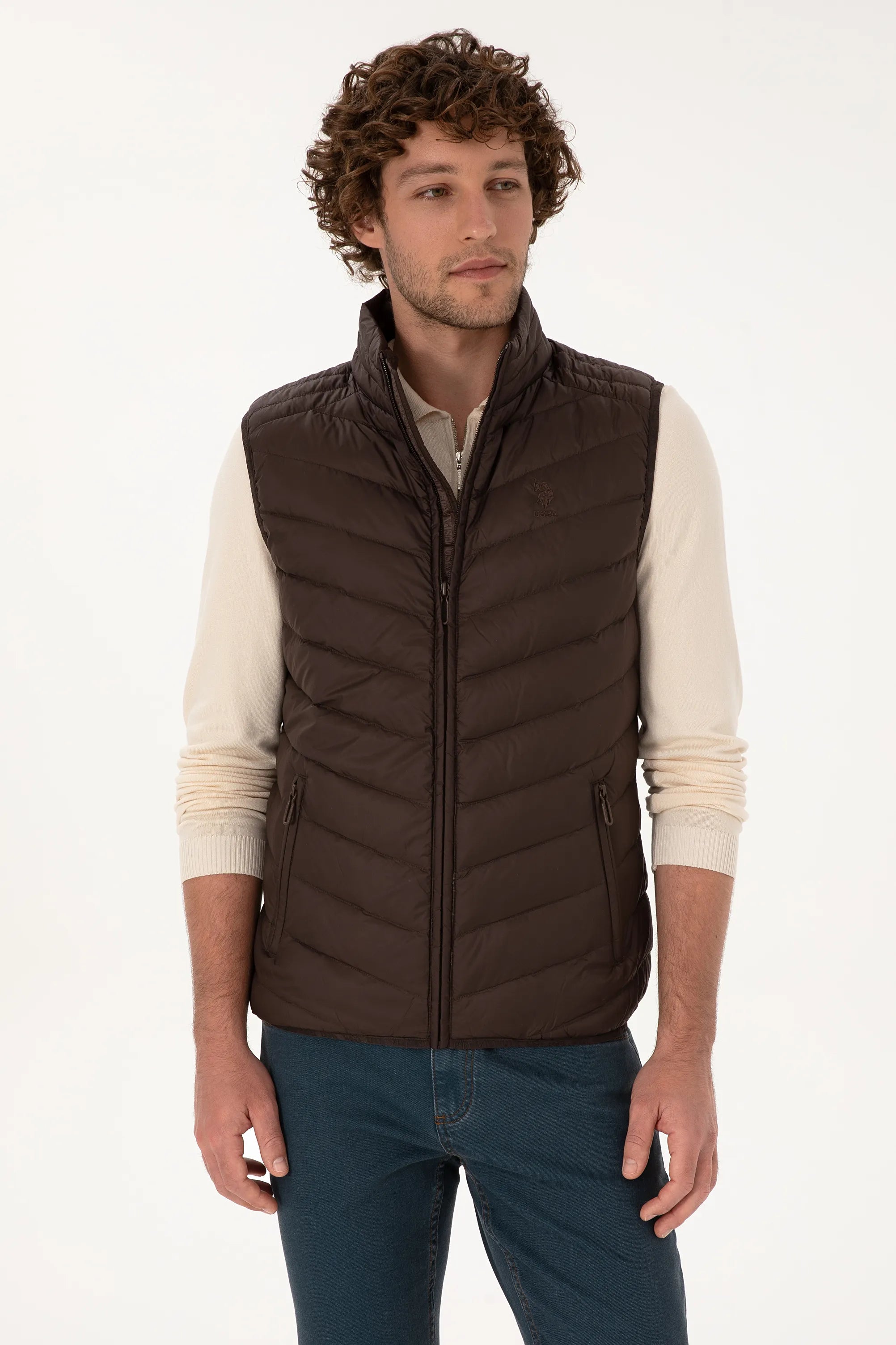 U.S. Polo Assn._Dark Brown_Dark Brown Puffer Vest_G081SZ0100 2246365_VR084_03