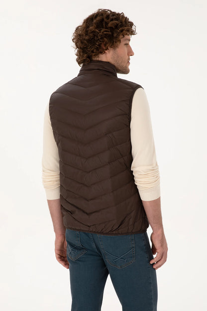 U.S. Polo Assn._Dark Brown_Dark Brown Puffer Vest_G081SZ0100 2246365_VR084_05