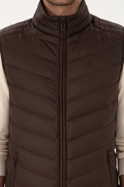 U.S. Polo Assn._Dark Brown_Dark Brown Puffer Vest_G081SZ0100 2246365_VR084_06