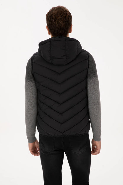 U.S. Polo Assn._Black_Black Vest Jacket_G081SZ0100 2246383_VR046_05