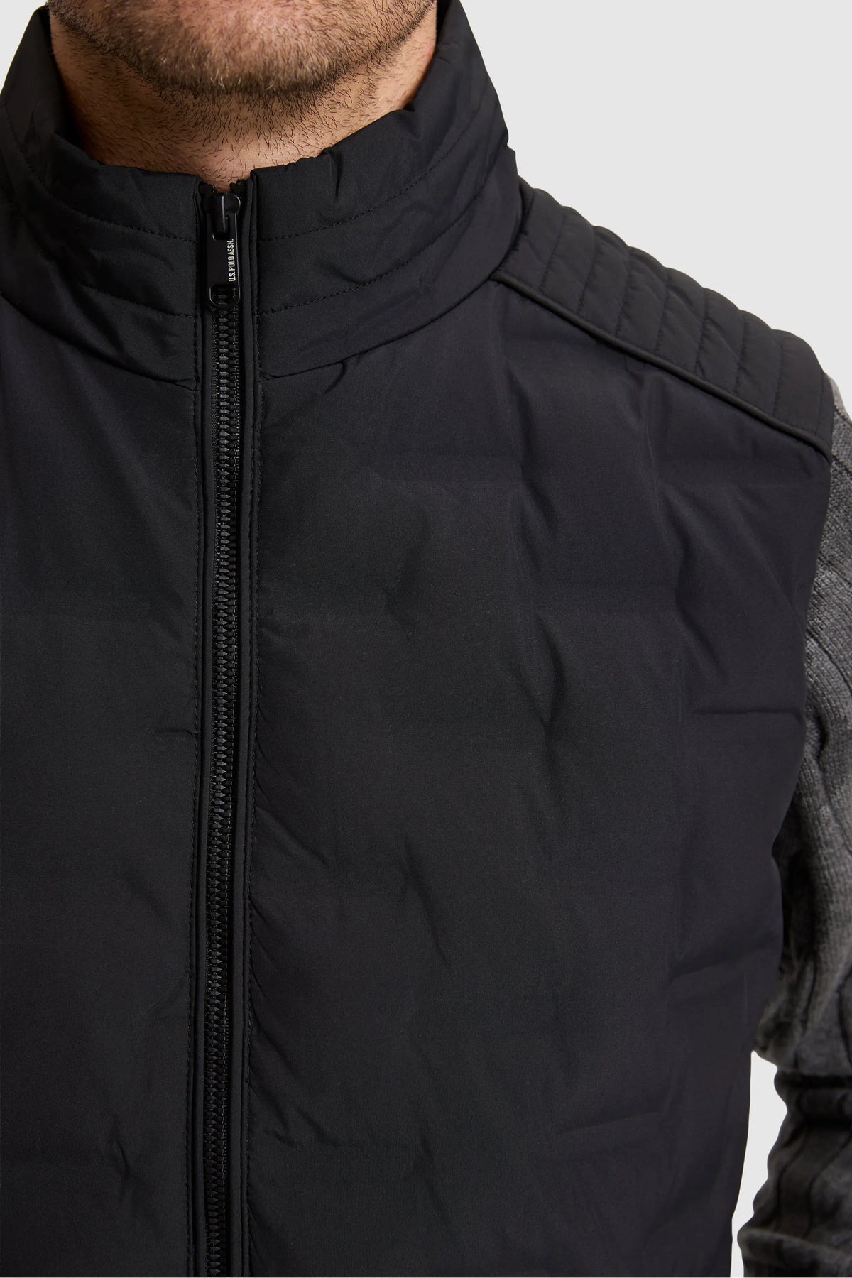 U.S. Polo Assn. Black Men Black Quilted Vest Jacket SKU: G081SZ0100 PU-13214_VR046 Image 06