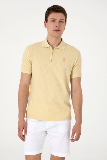 U.S. Polo Assn._Light Khaki Polo Shirt_G081SZ0110 2102984_VR183_01