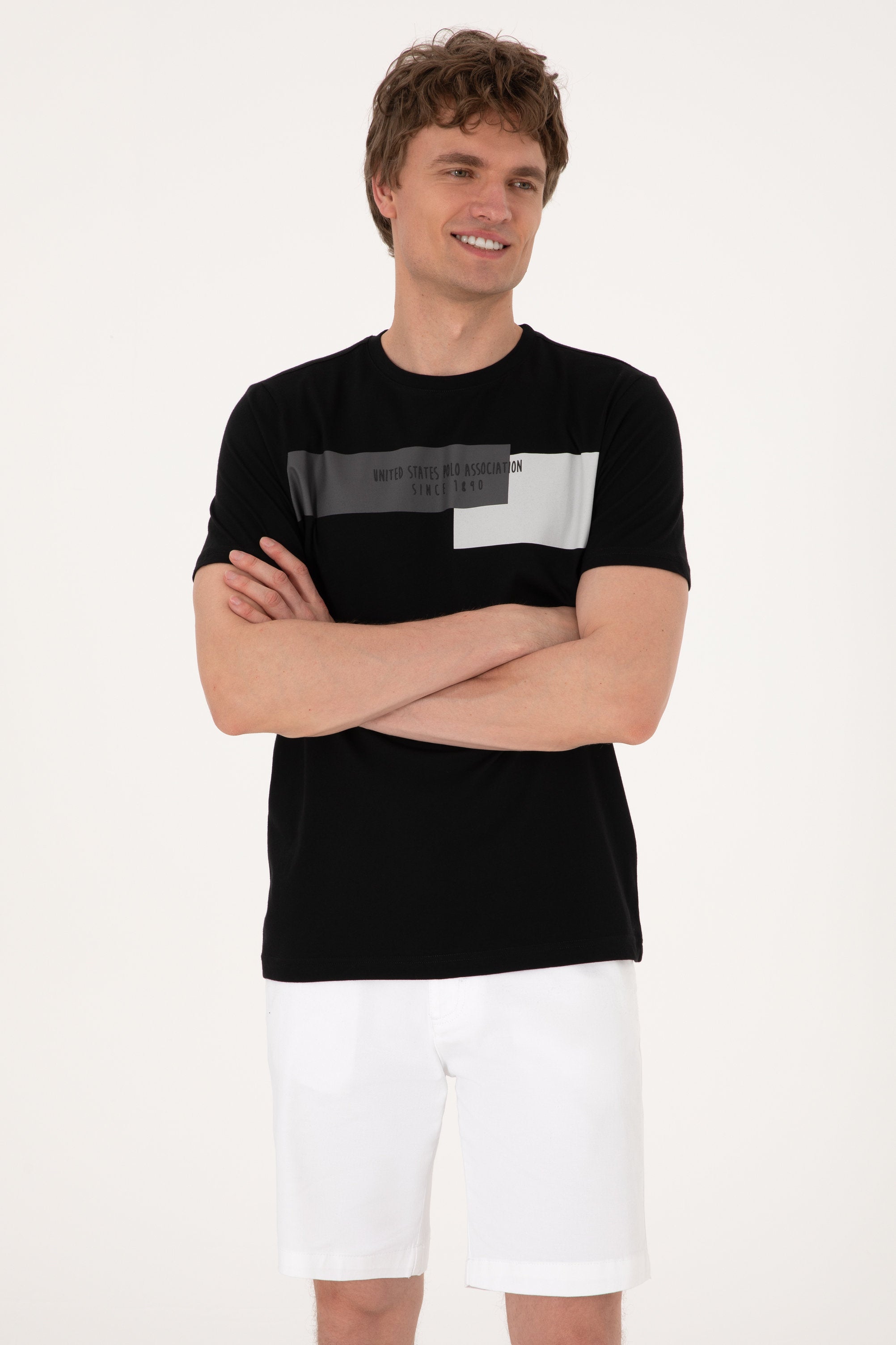 U.S. Polo Assn._Black T-Shirt_G081SZ0110 2104733_VR046_03