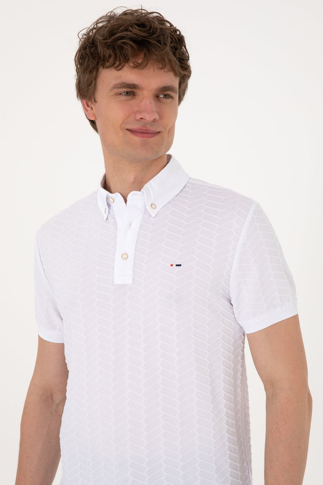 U.S. Polo Assn._White T-Shirt_G081SZ0110 2105937_VR013_02