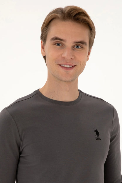 U.S. Polo Assn. Grey Men Grey Crew Neck Sweatshirt SKU: G081SZ0820 2226386_VR024 Image 02