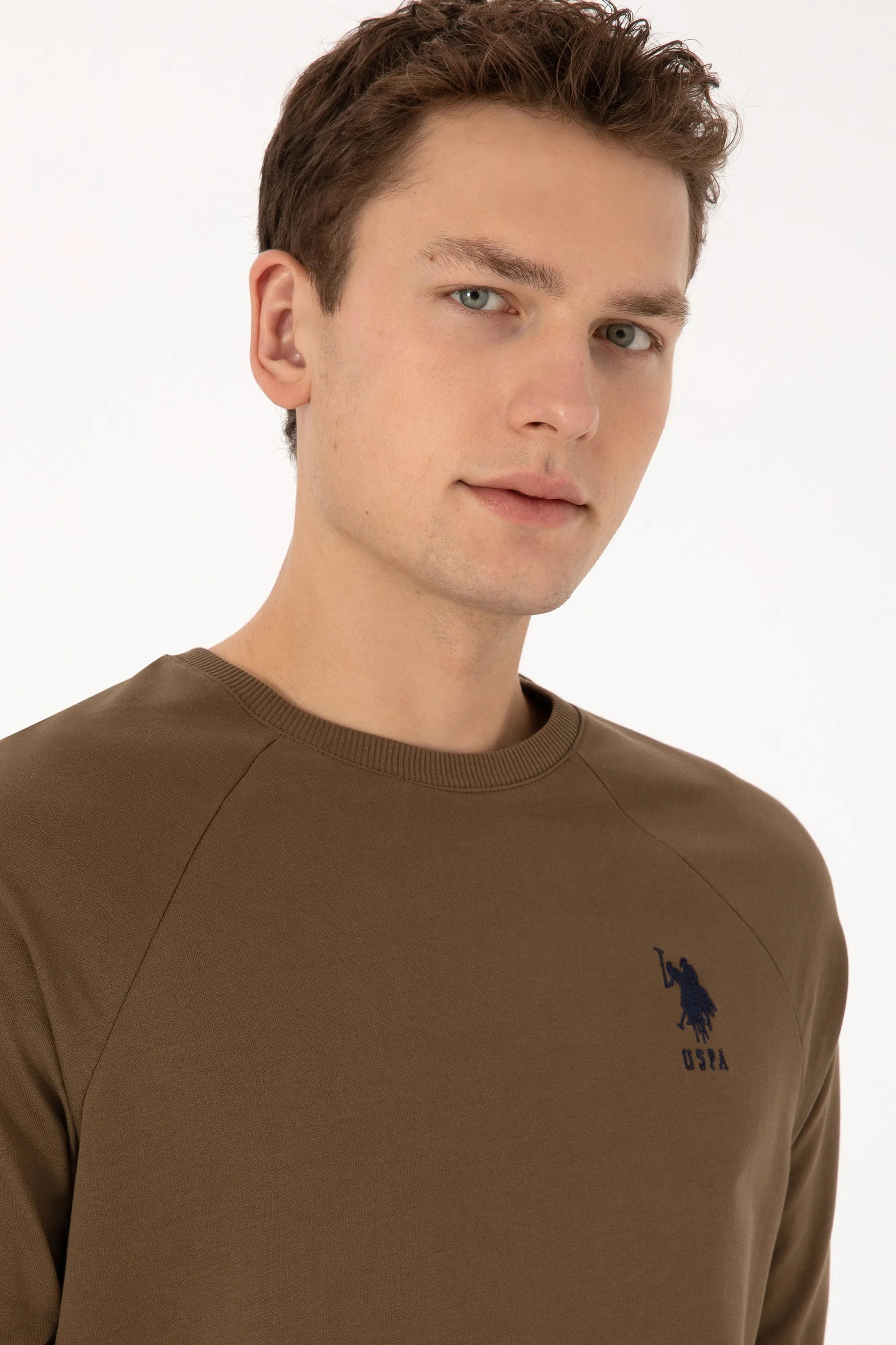 U.S. Polo Assn._Khaki_Khaki Sweatshirt With Logo_G081SZ0820 2231755_VR027_02