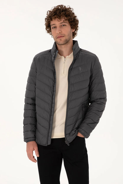 U.S. Polo Assn. Grey Men Grey Chevron Quilted Lightweight Puffer Jacket SKU: G081SZ0MS0 2246446_VR024 Image 01