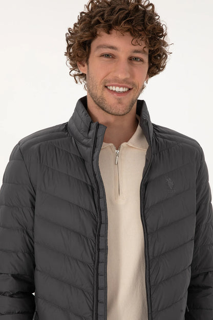 U.S. Polo Assn. Grey Men Grey Chevron Quilted Lightweight Puffer Jacket SKU: G081SZ0MS0 2246446_VR024 Image 02