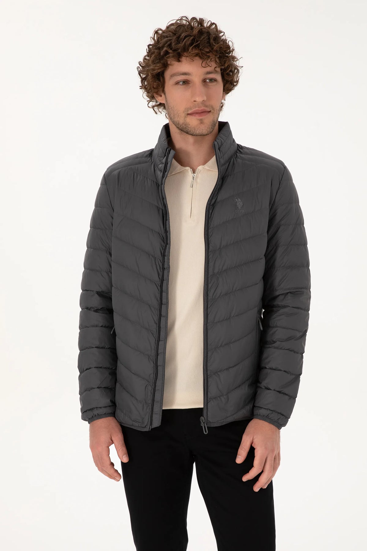 U.S. Polo Assn. Grey Men Grey Chevron Quilted Lightweight Puffer Jacket SKU: G081SZ0MS0 2246446_VR024 Image 03