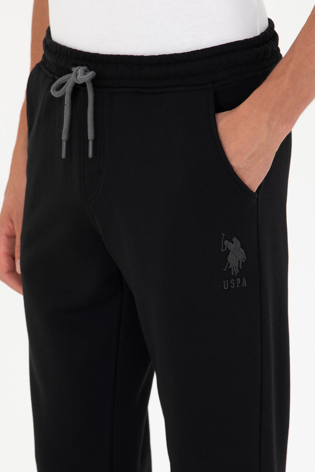 Black Sweatpants With Logo_G081SZ0OP0 1639154_VR046_02