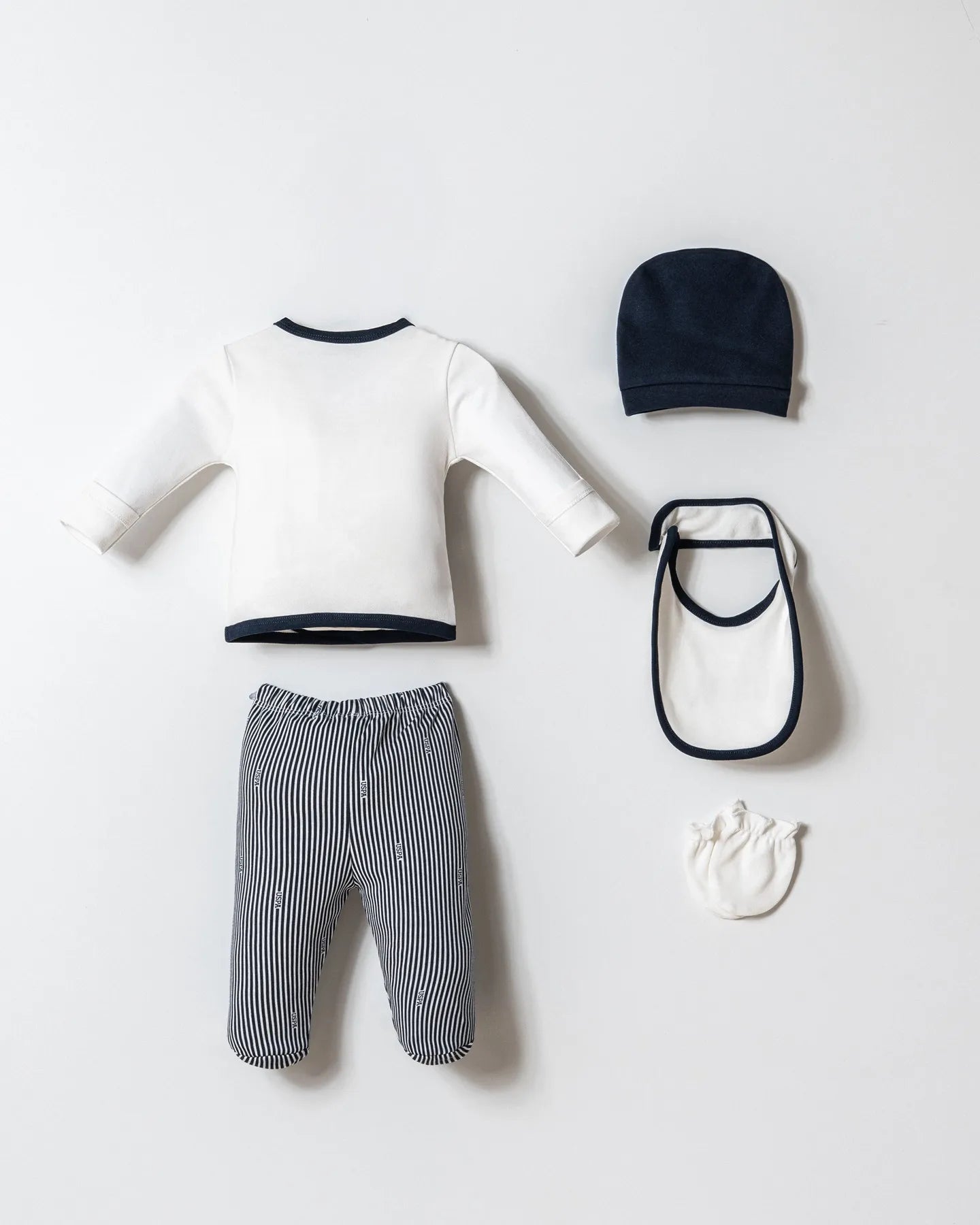 U.S. Polo Assn. White Baby Boy White 5 Pieces Set SKU: USB2859_White Image 07